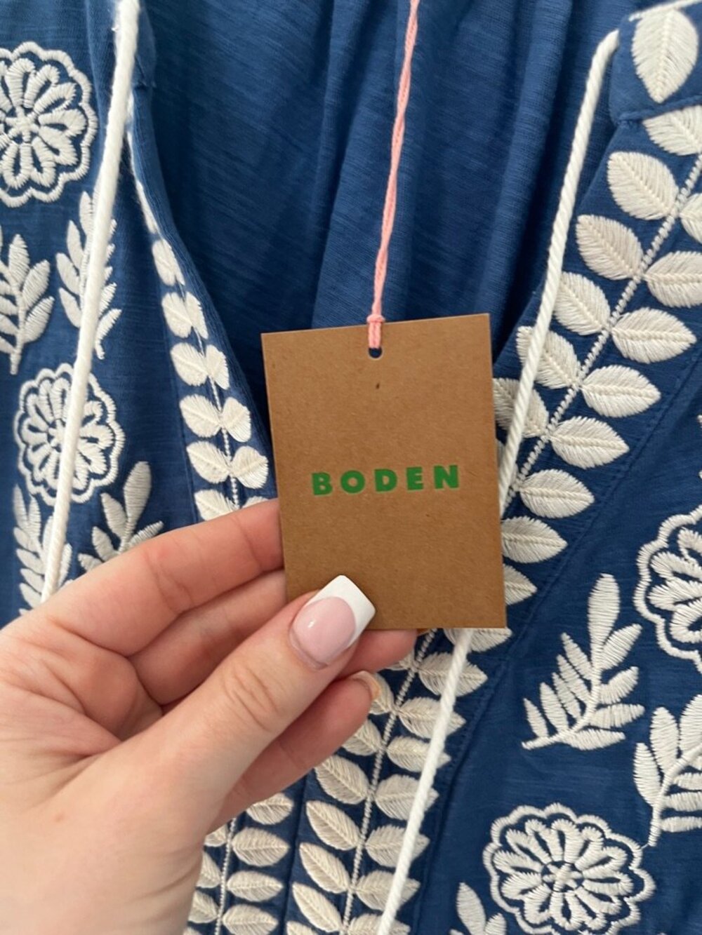 NEW Boden Blue & White Floral Embroidered Long Sleeve Blouse Size Large - Picture 4 of 6